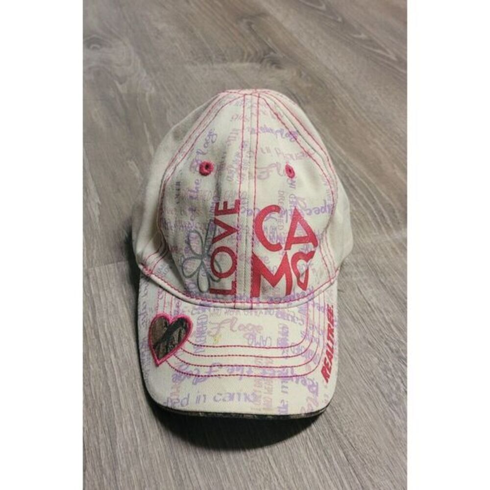 Realtree‎ Girl's White Pink Love Camo Youth Size